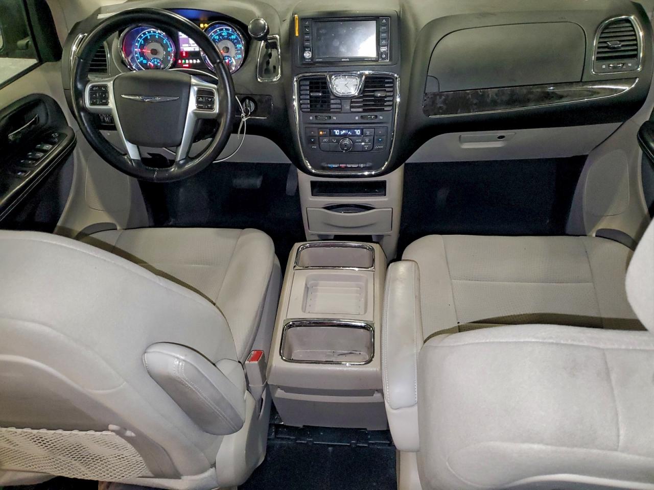 CHRYSLER TOWN & COUNTRY TOURING