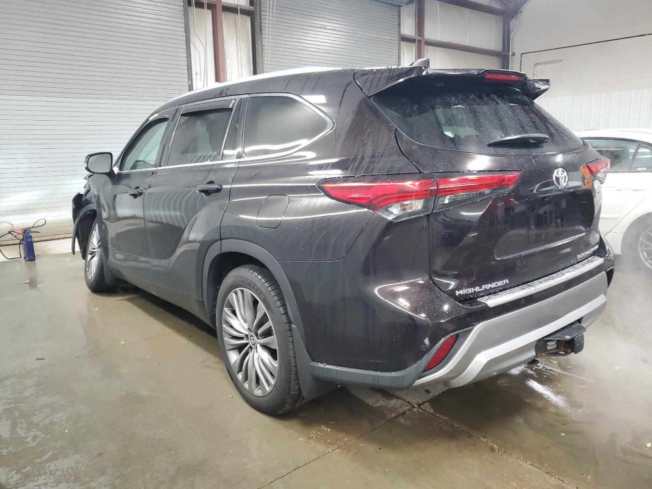 TOYOTA HIGHLANDER PLATINUM