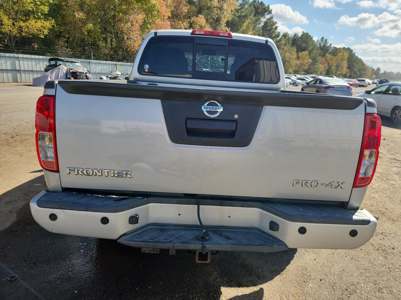 NISSAN FRONTIER S