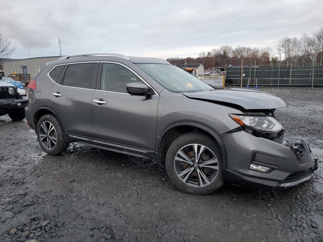 Lot #3308459287 2017 NISSAN ROGUE S