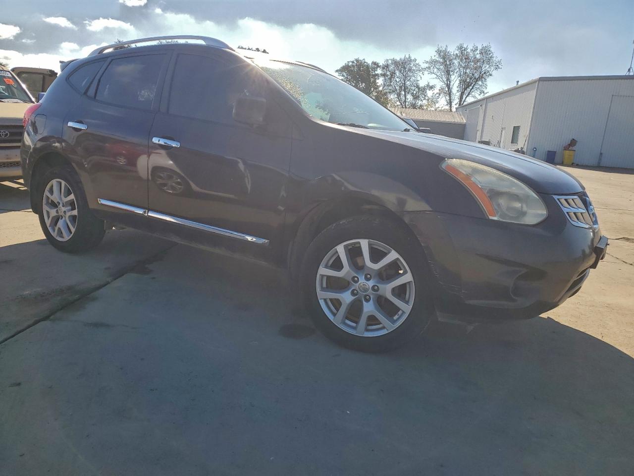 Lot #3310637739 2011 NISSAN ROGUE S