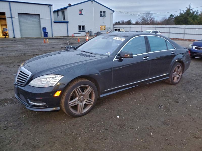 MERCEDES-BENZ S 550 4MAT