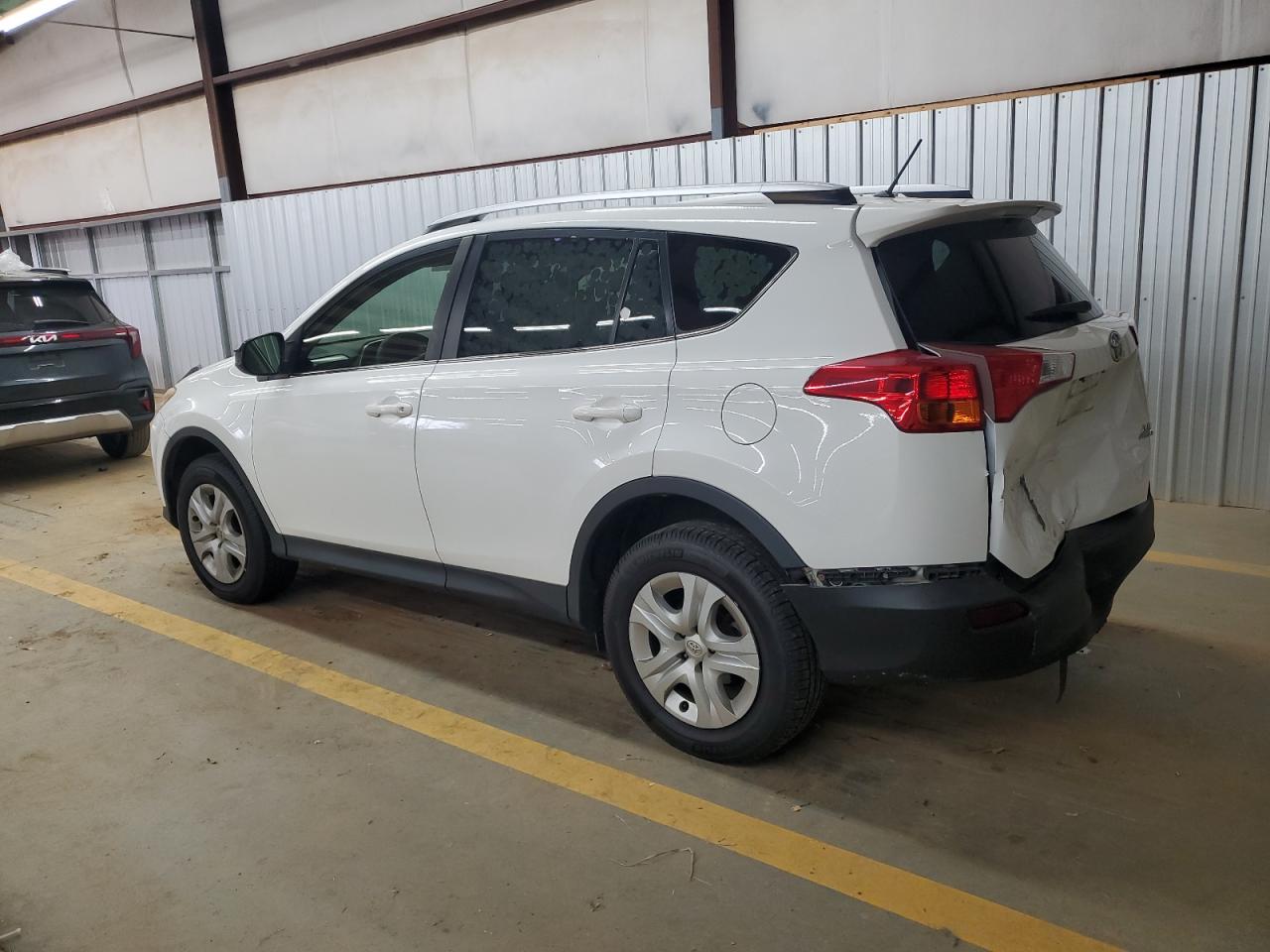 TOYOTA RAV4 LE