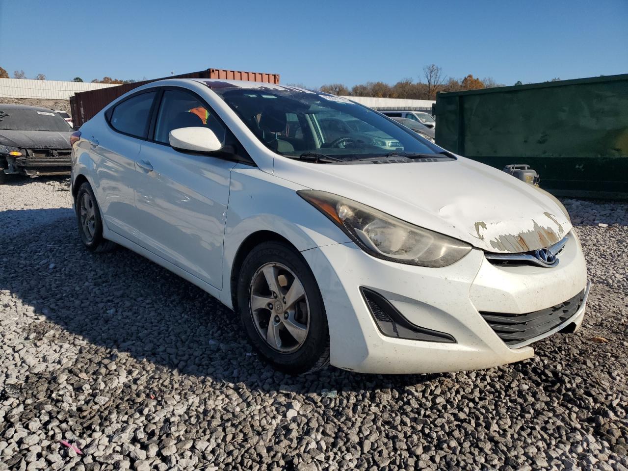 HYUNDAI ELANTRA SE