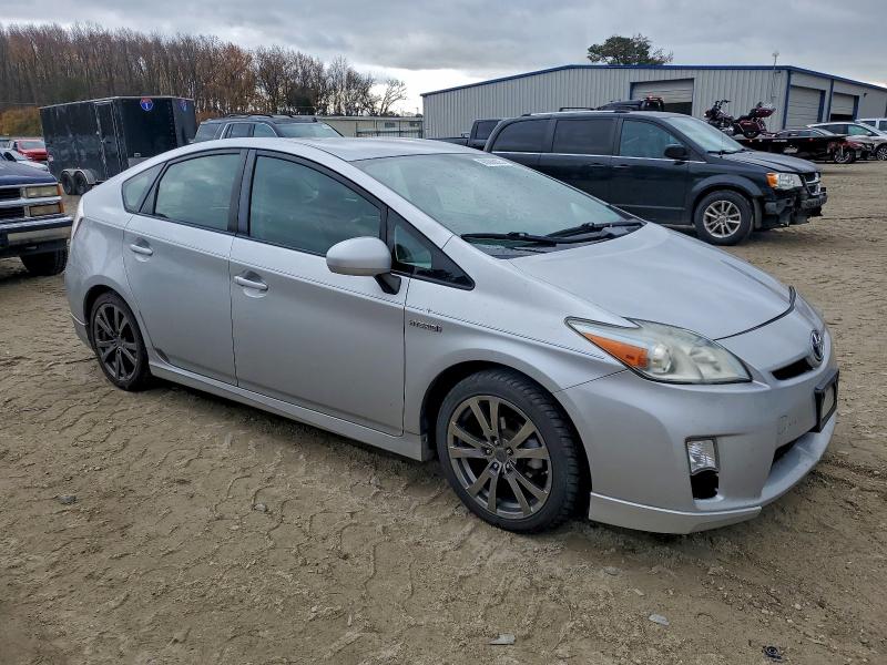 2011 TOYOTA PRIUS #3301834418