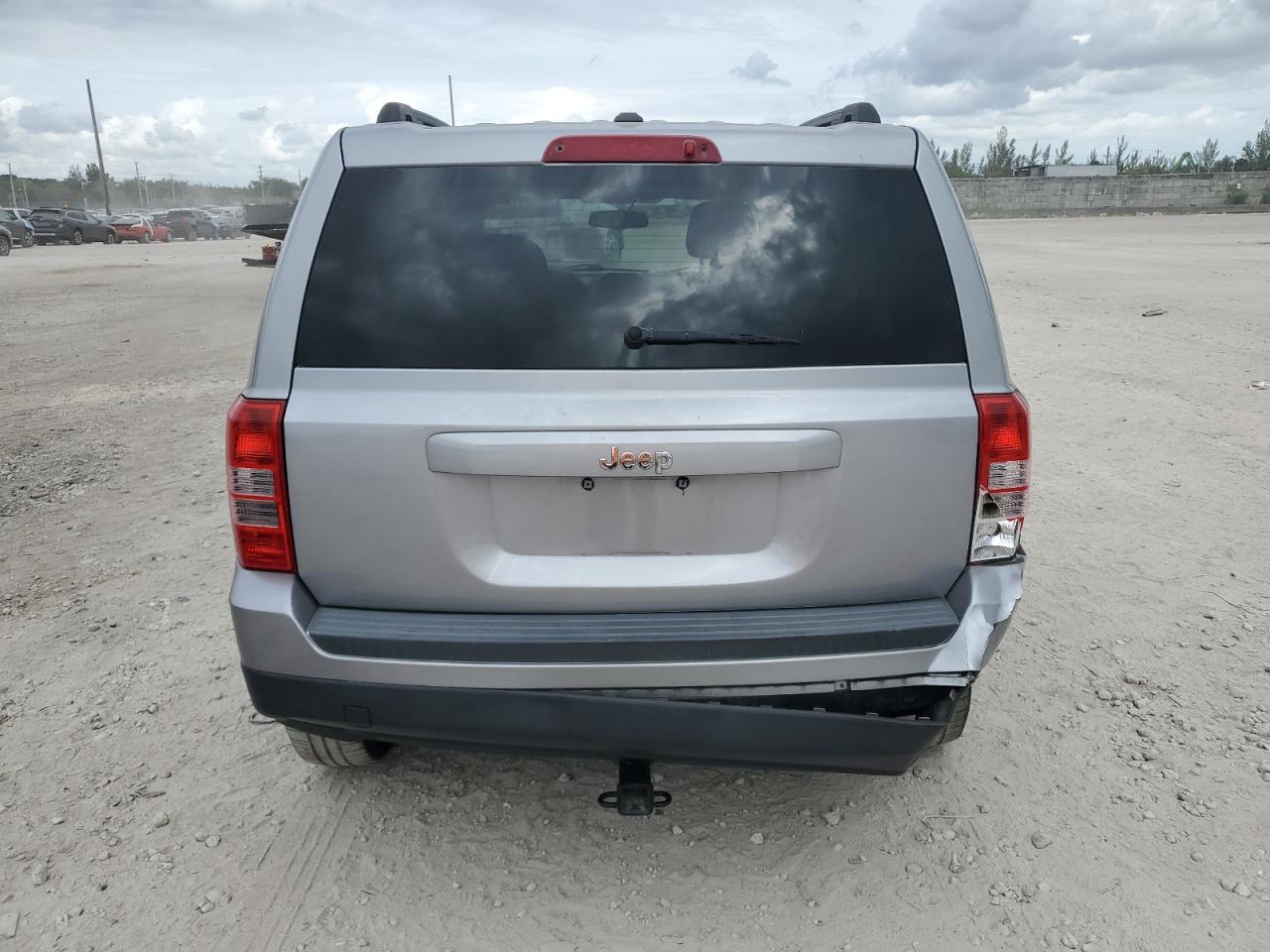 Lot #3303611930 2017 JEEP PATRIOT SP