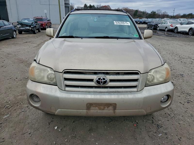 2005 TOYOTA HIGHLANDER #3308324204