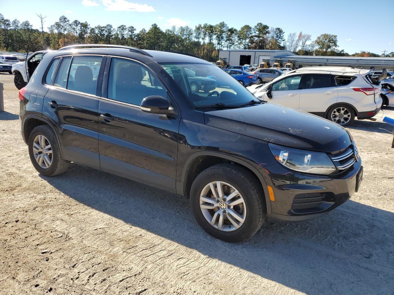 VOLKSWAGEN TIGUAN S