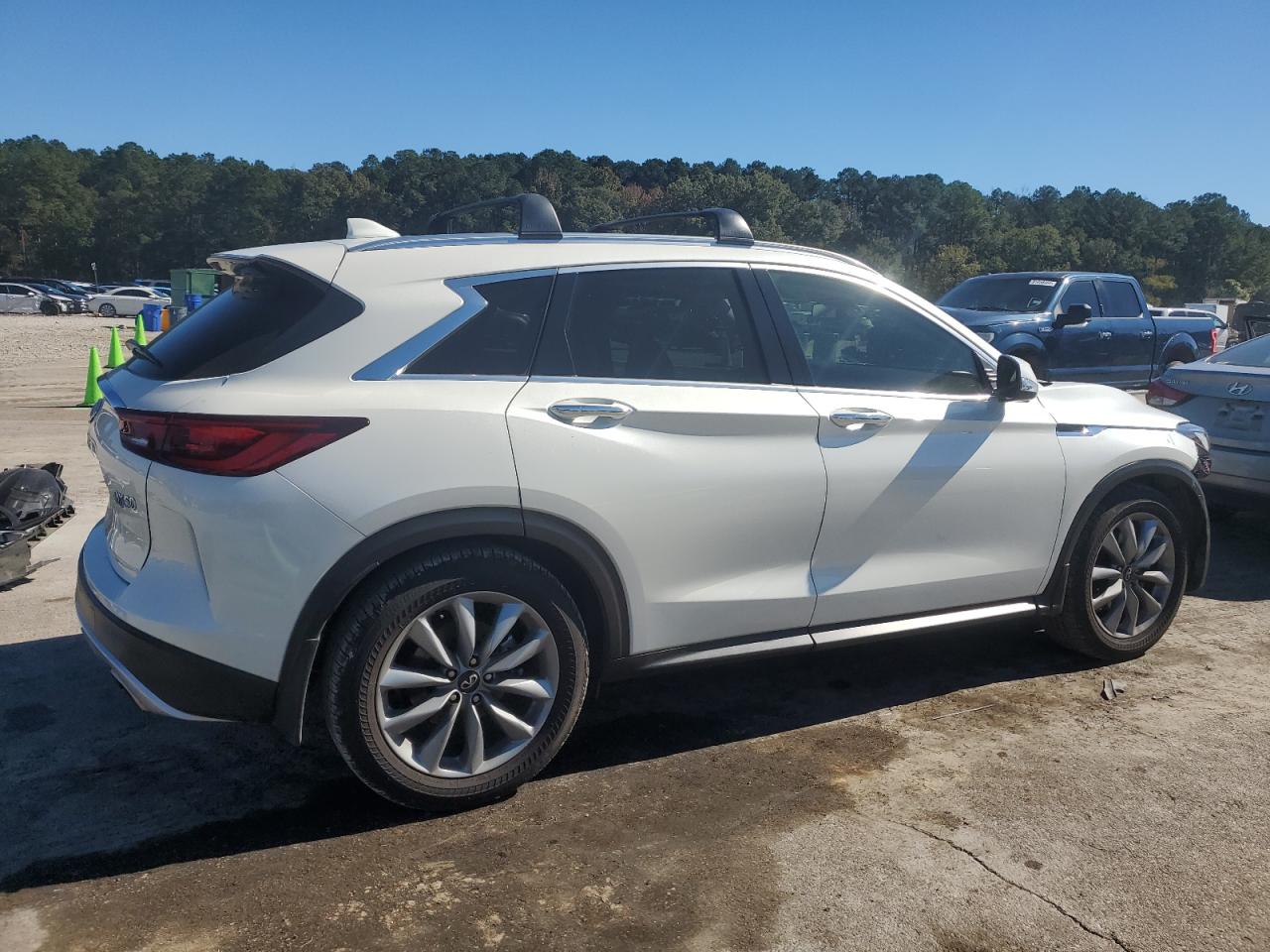 INFINITI QX50 ESSENTIAL