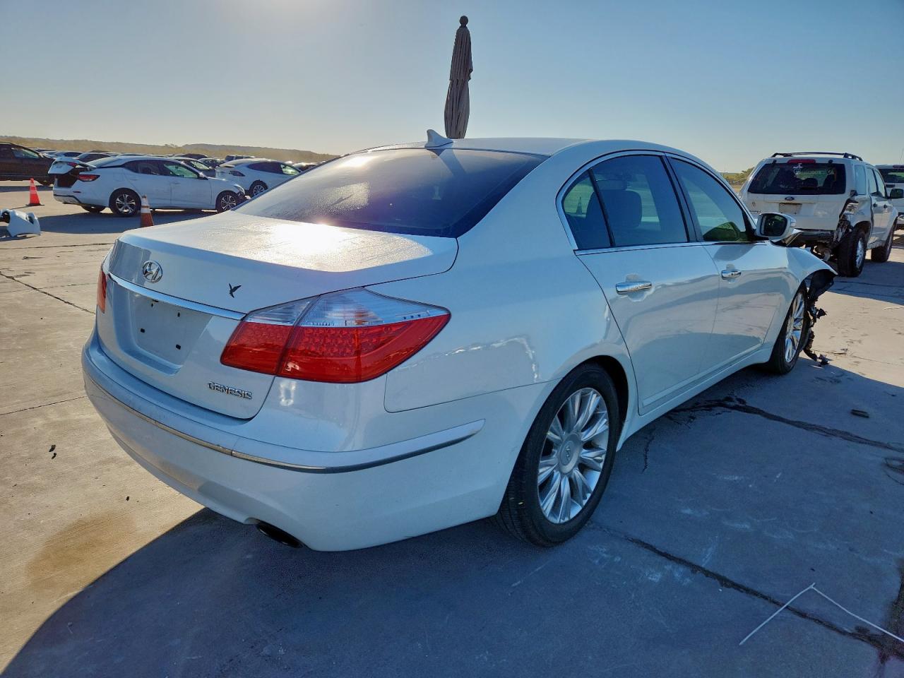 HYUNDAI GENESIS 3.8L