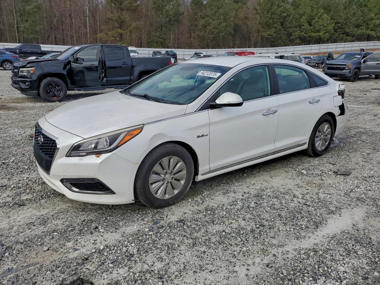 HYUNDAI SONATA HYBRID