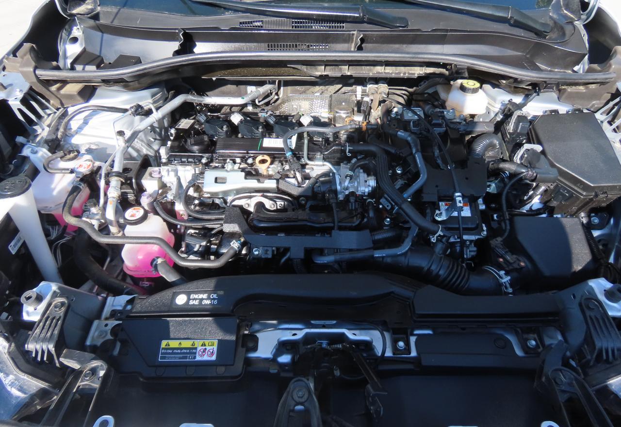 TOYOTA COROLLA CROSS SE