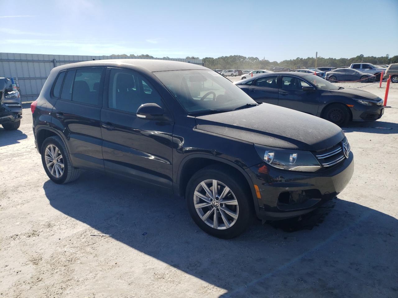 VOLKSWAGEN TIGUAN S