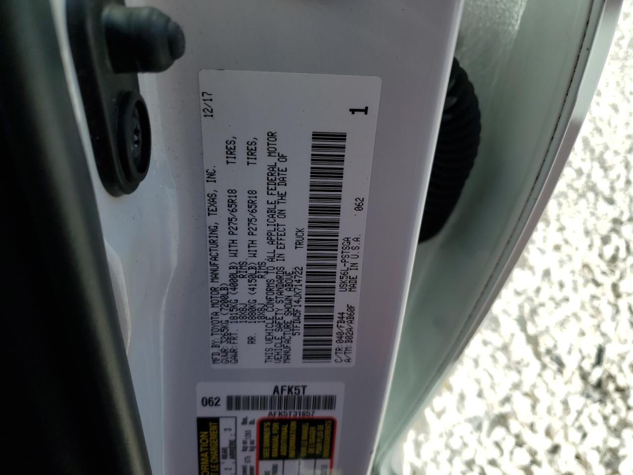 TOYOTA TUNDRA CREWMAX SR5