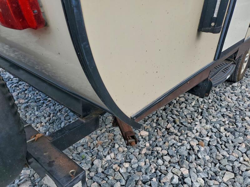 2015 USCG MOTORHOME #3301683625