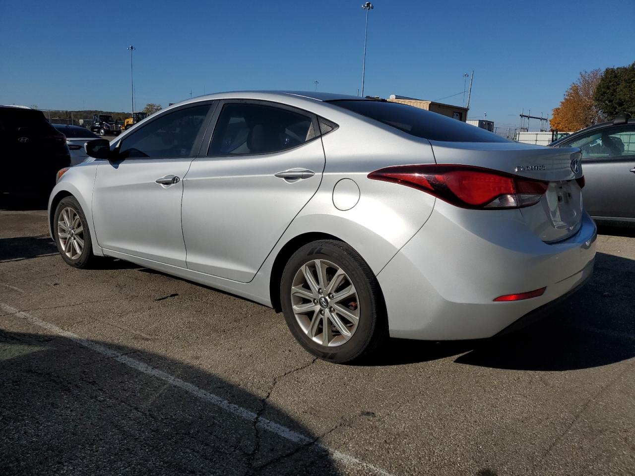 HYUNDAI ELANTRA SE