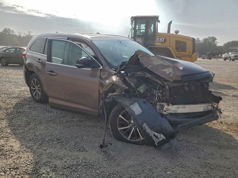 2017 TOYOTA HIGHLANDER #3301854972