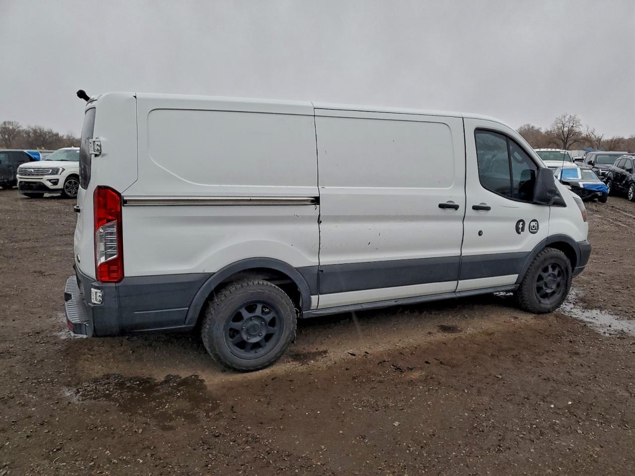 FORD TRANSIT T-150