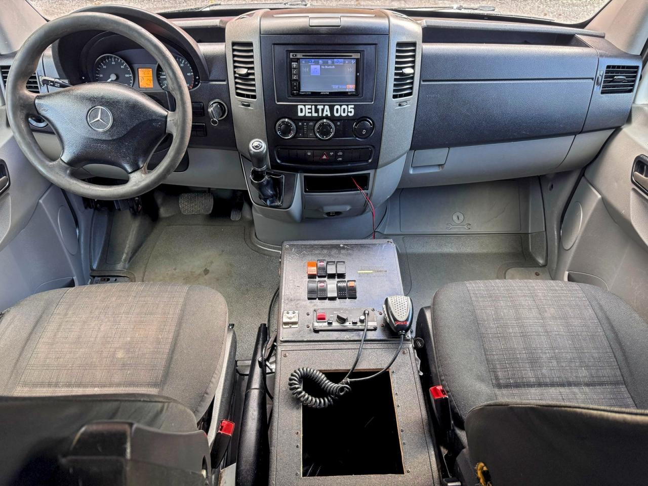 MERCEDES-BENZ SPRINTER 2500