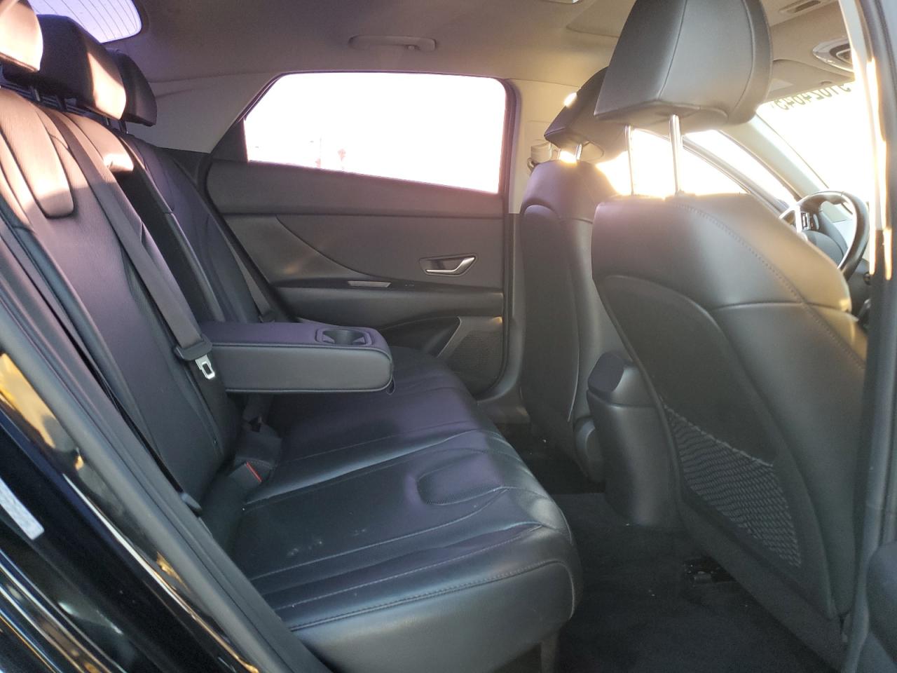 HYUNDAI ELANTRA LIMITED