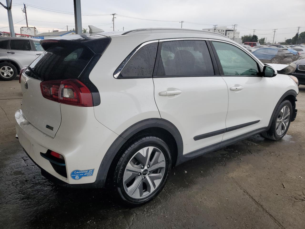 KIA NIRO EX PREMIUM