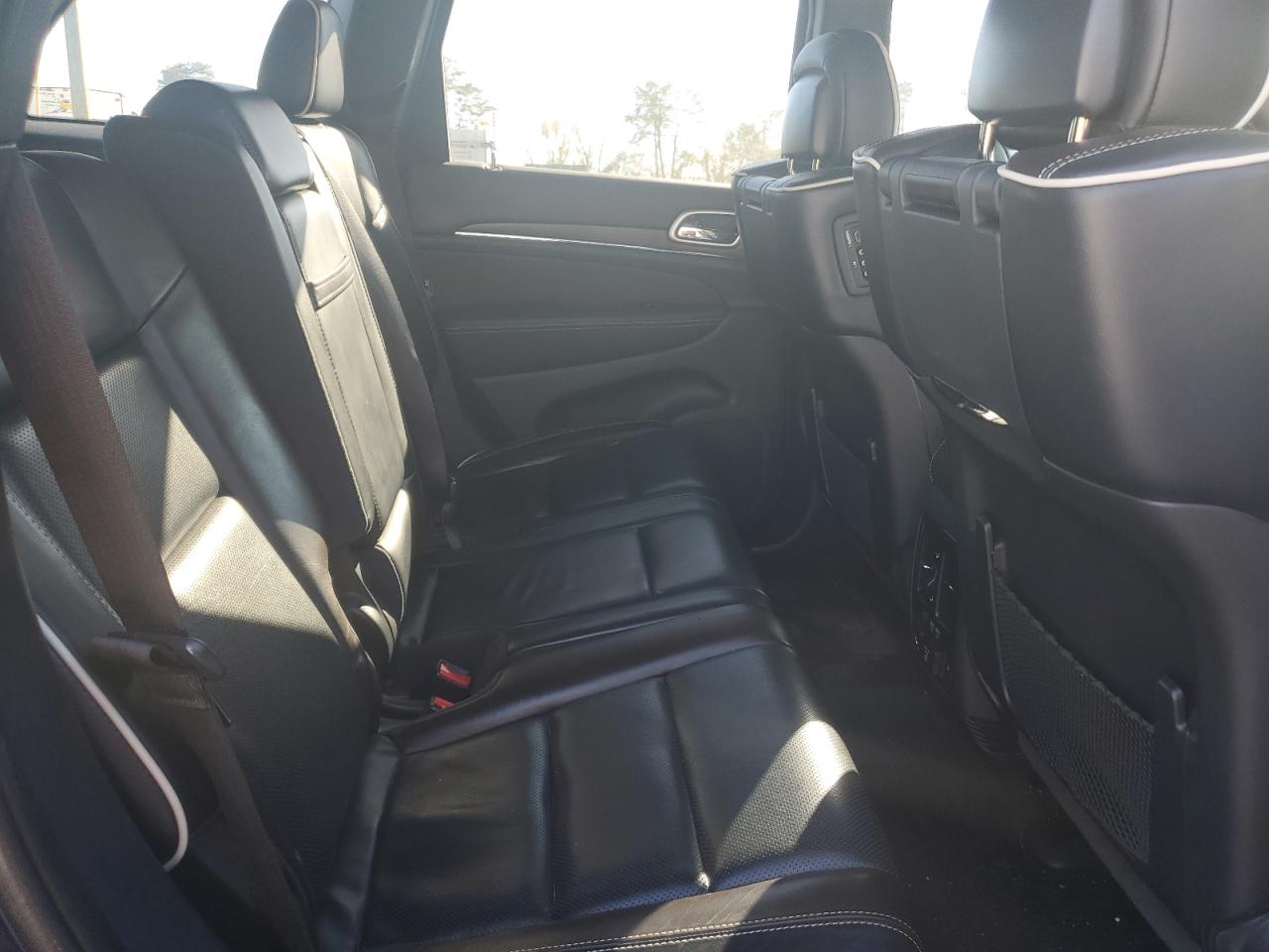 JEEP GRAND CHEROKEE OVERLAND