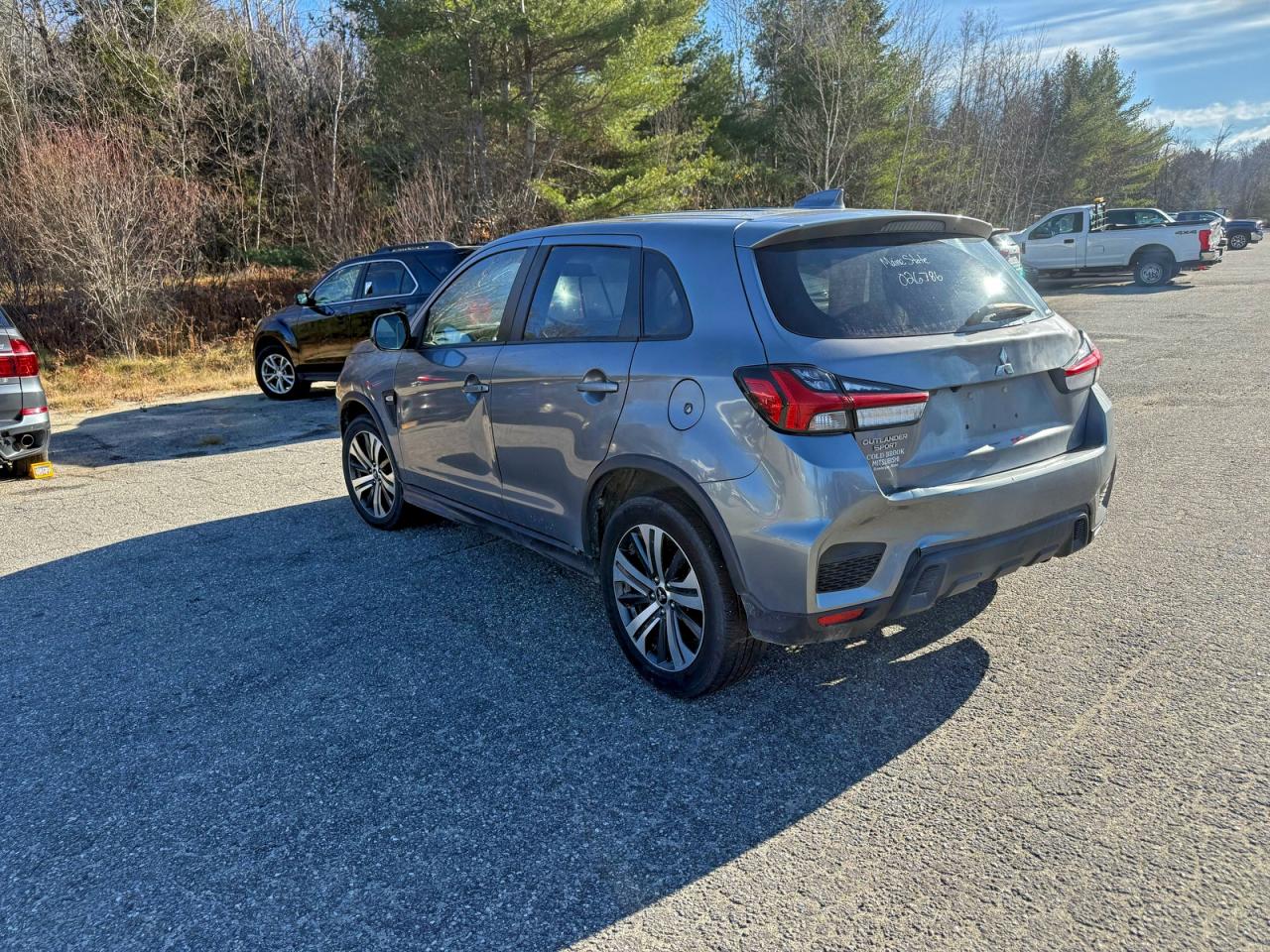 MITSUBISHI OUTLANDER ES