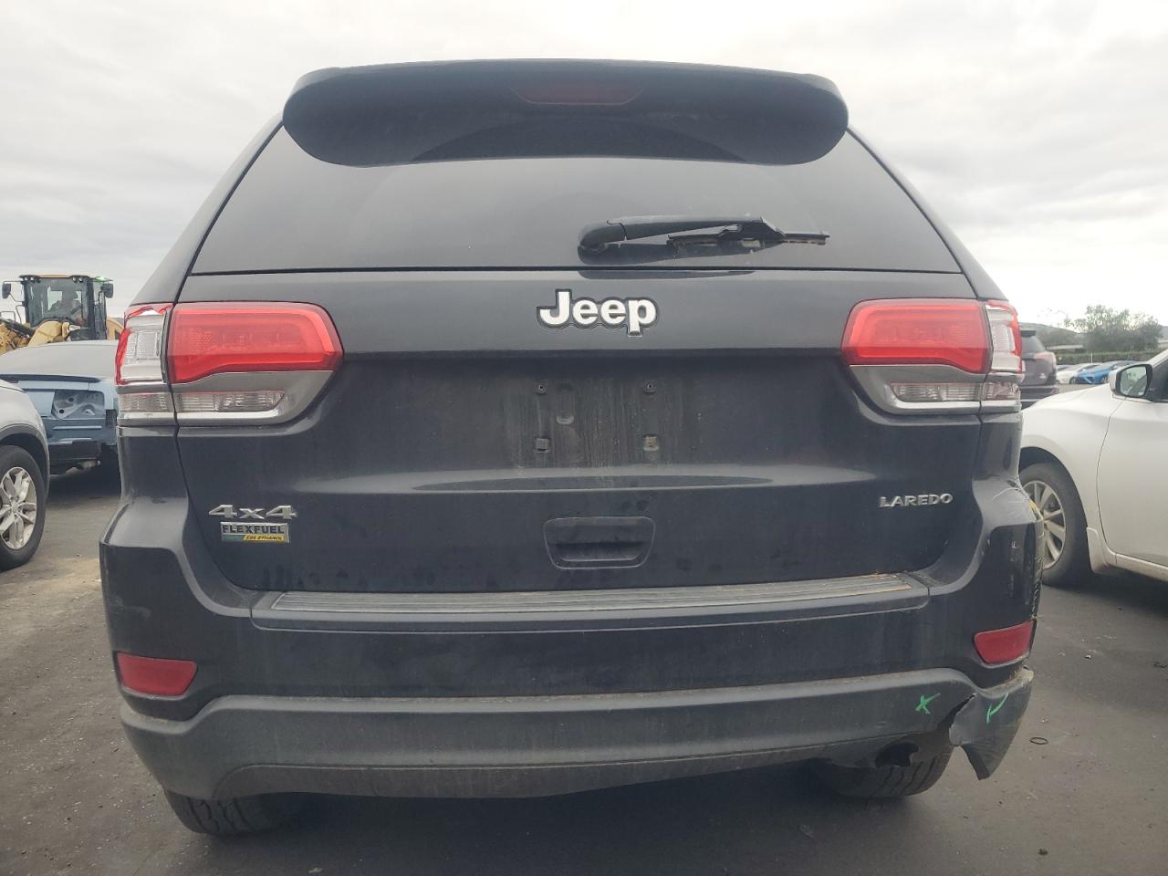 JEEP GRAND CHEROKEE LAREDO