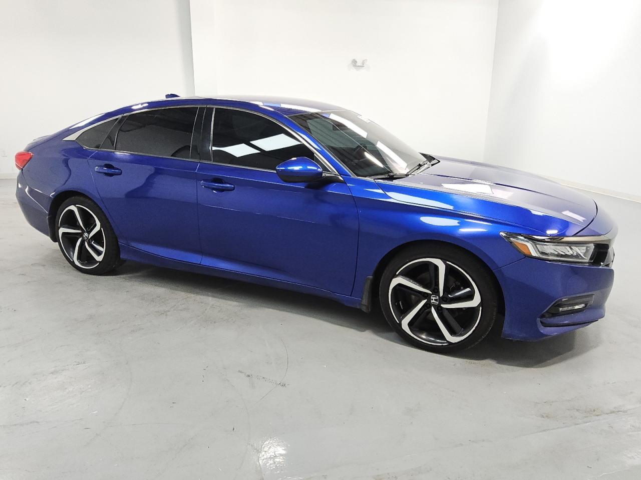 Lot #3319074263 2020 HONDA ACCORD SPO