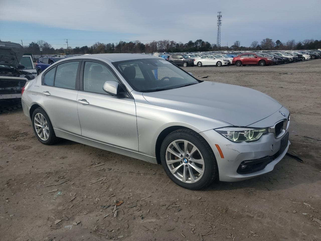 Lot #3316162275 2018 BMW 320 XI
