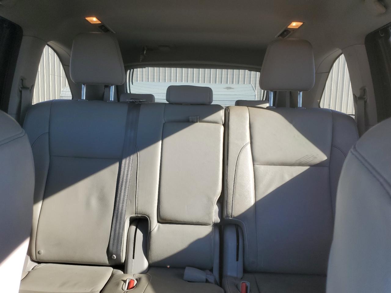 TOYOTA HIGHLANDER XLE