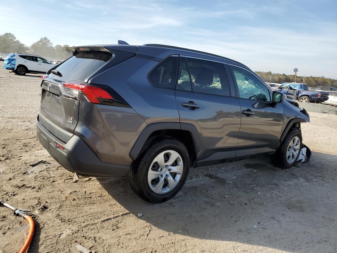 TOYOTA RAV4 LE