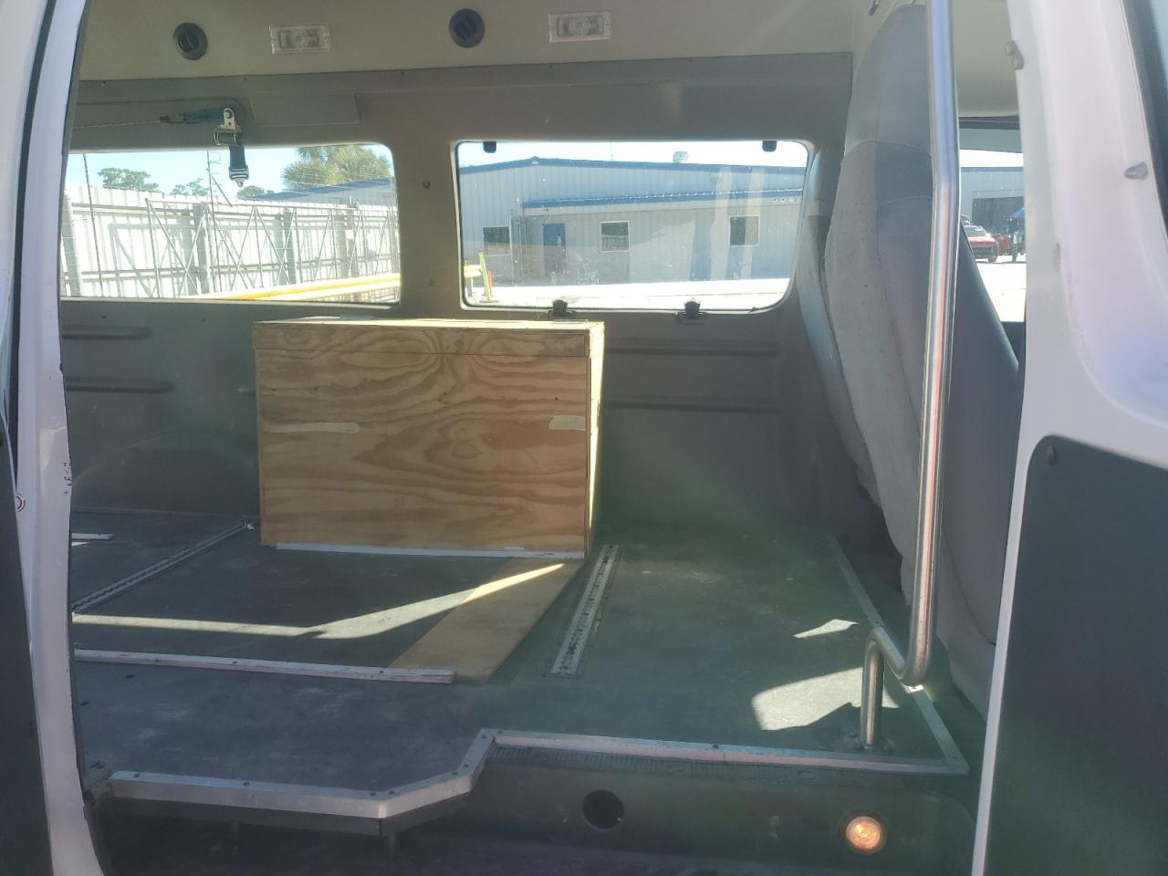 Lot #3308427333 2011 FORD ECONOLINE