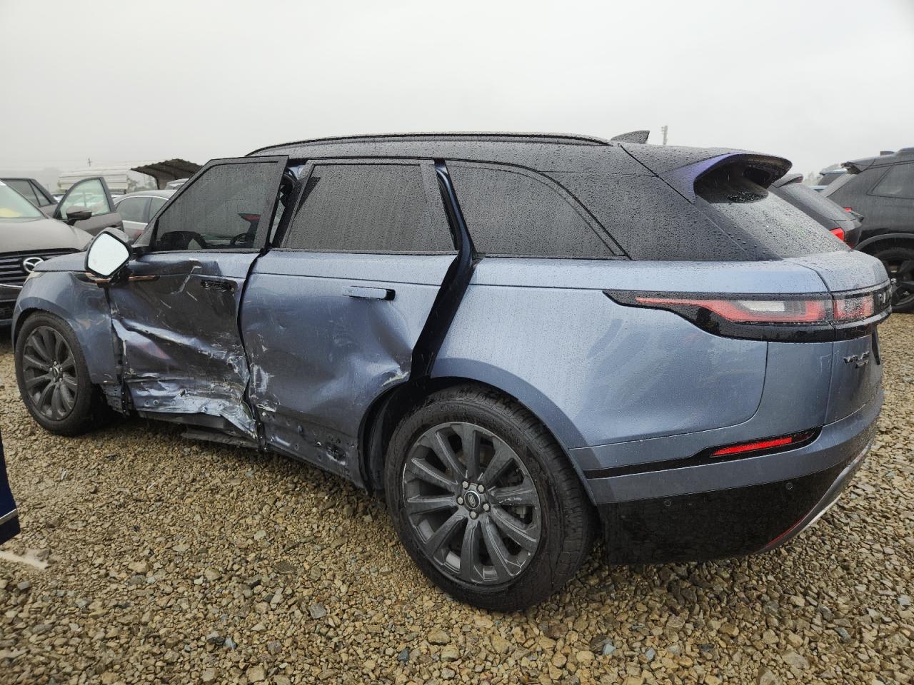 LAND ROVER RANGE ROVER R-DYNAMIC SE