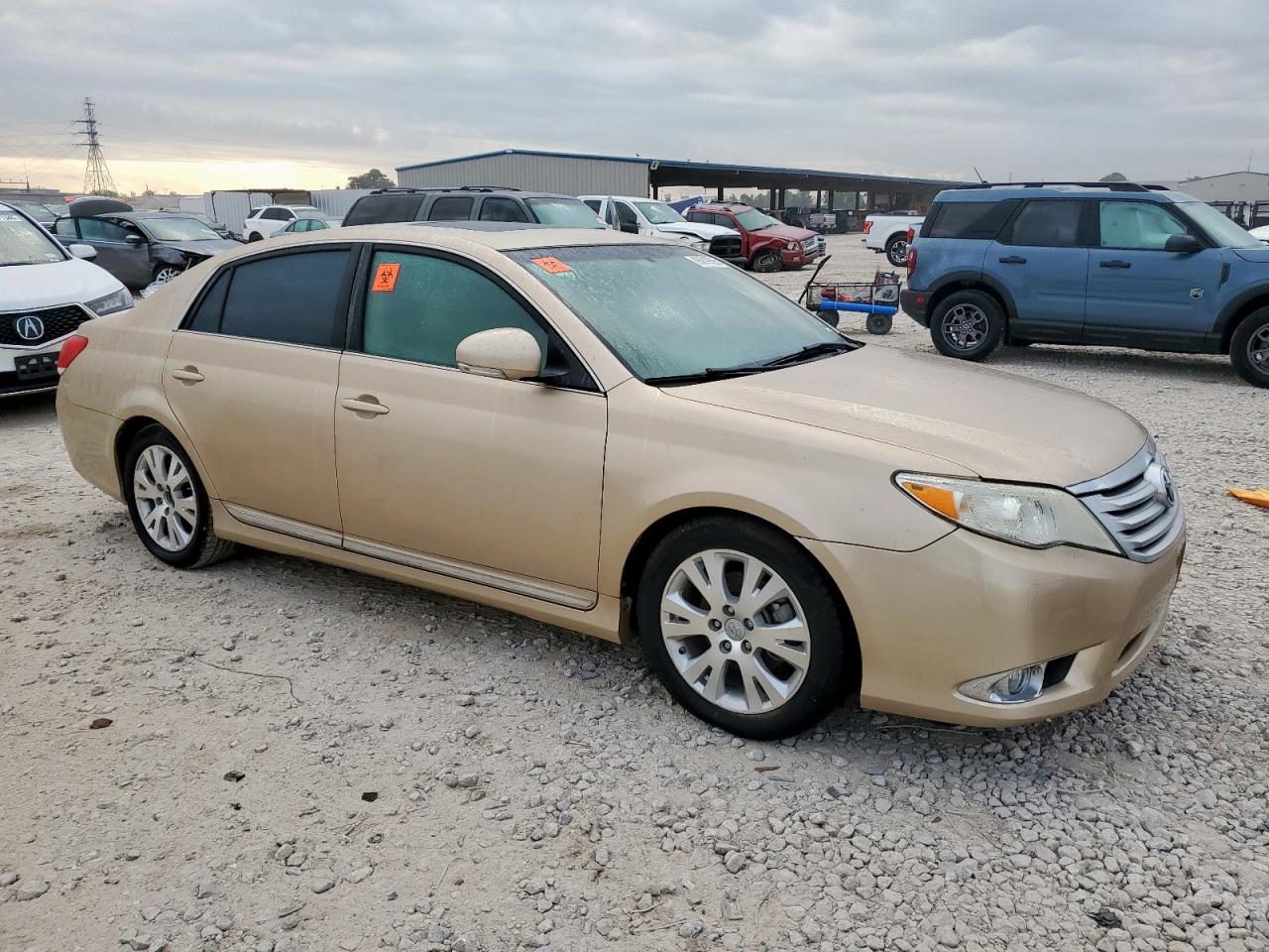 TOYOTA AVALON BASE