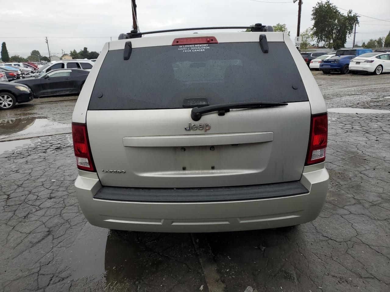 JEEP GRAND CHEROKEE LAREDO