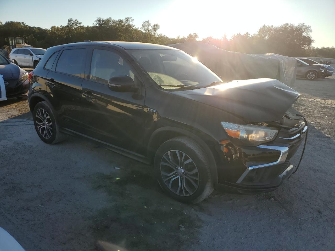 MITSUBISHI OUTLANDER ES