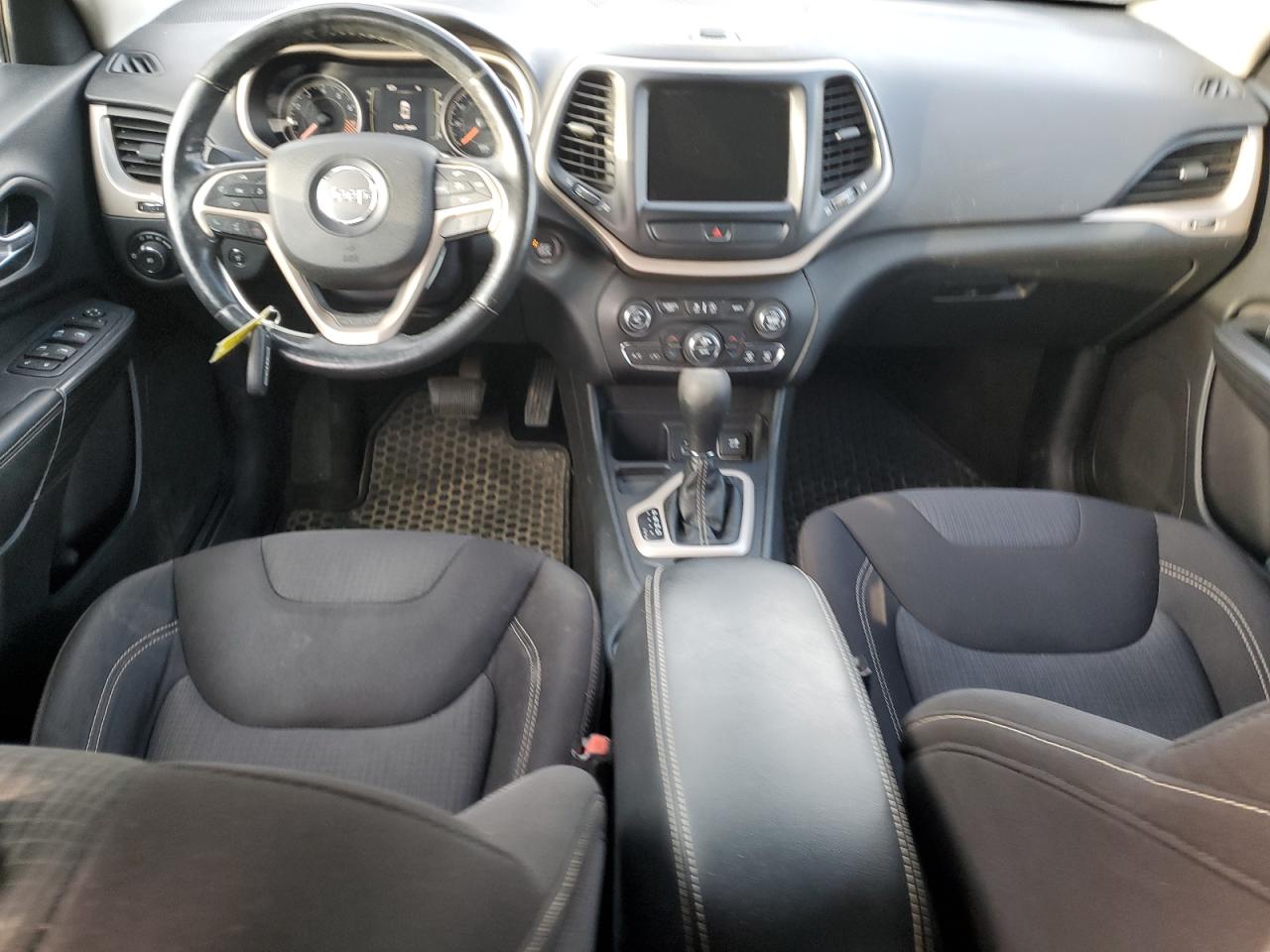 JEEP GRAND CHEROKEE LATITUDE