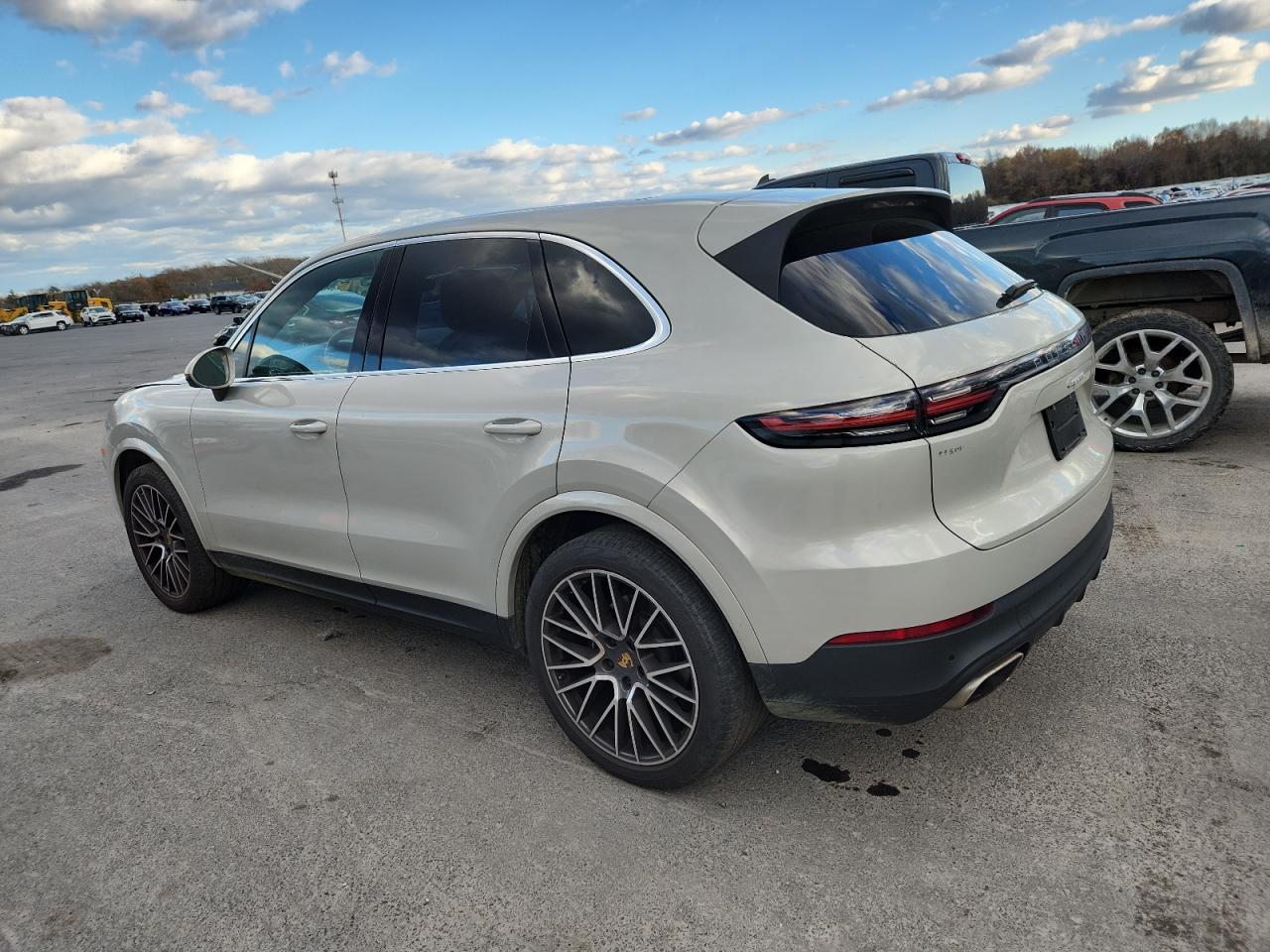 PORSCHE CAYENNE