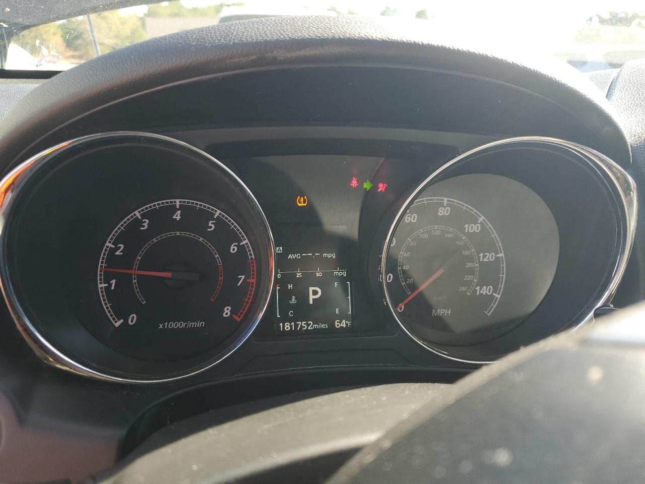 MITSUBISHI OUTLANDER ES