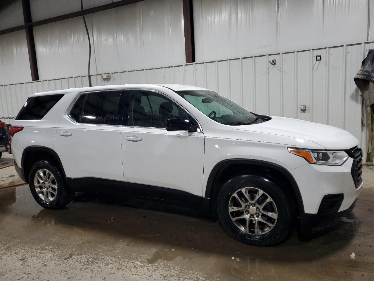 CHEVROLET TRAVERSE LS
