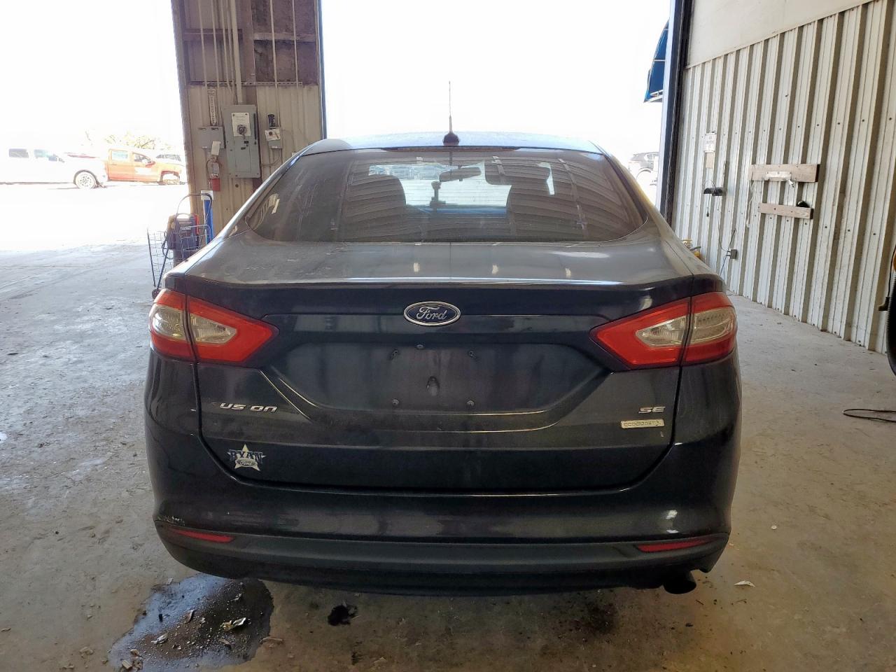 FORD FUSION SE