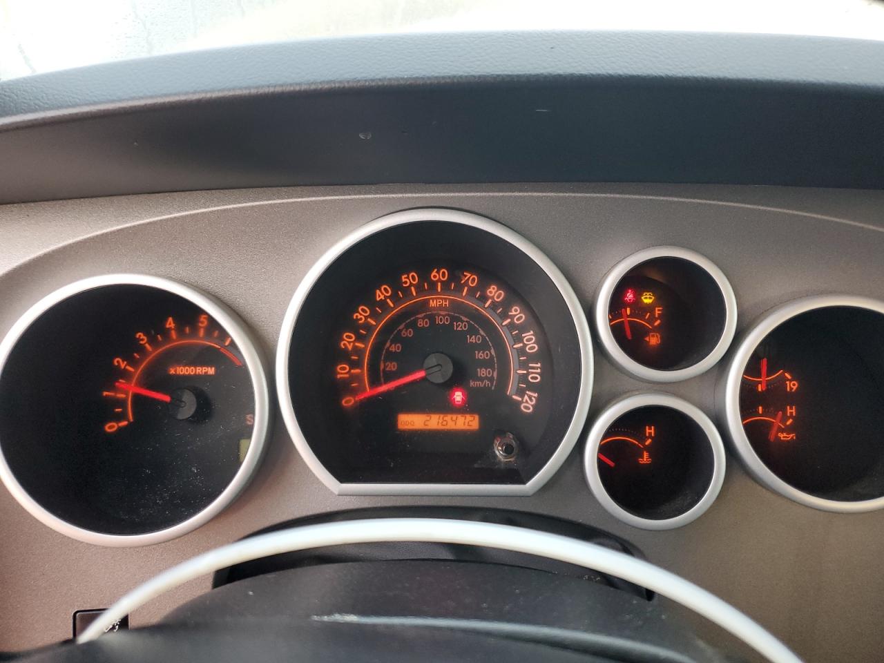 TOYOTA TUNDRA CREWMAX SR5