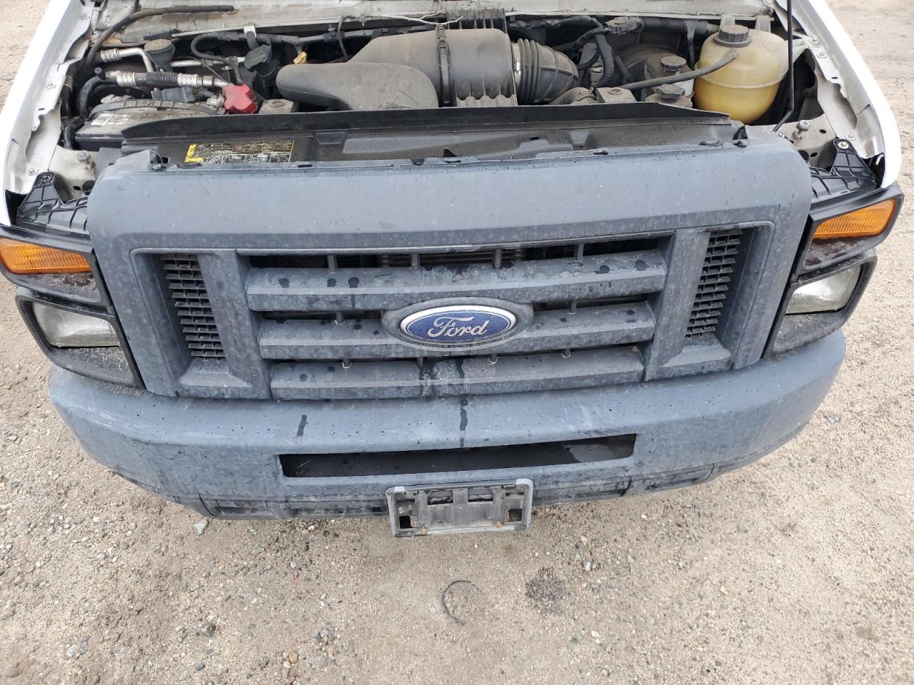 FORD ECONOLINE E150 VAN