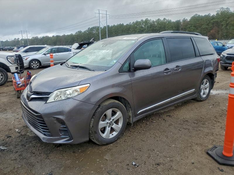 2019 TOYOTA SIENNA LE #3294429531