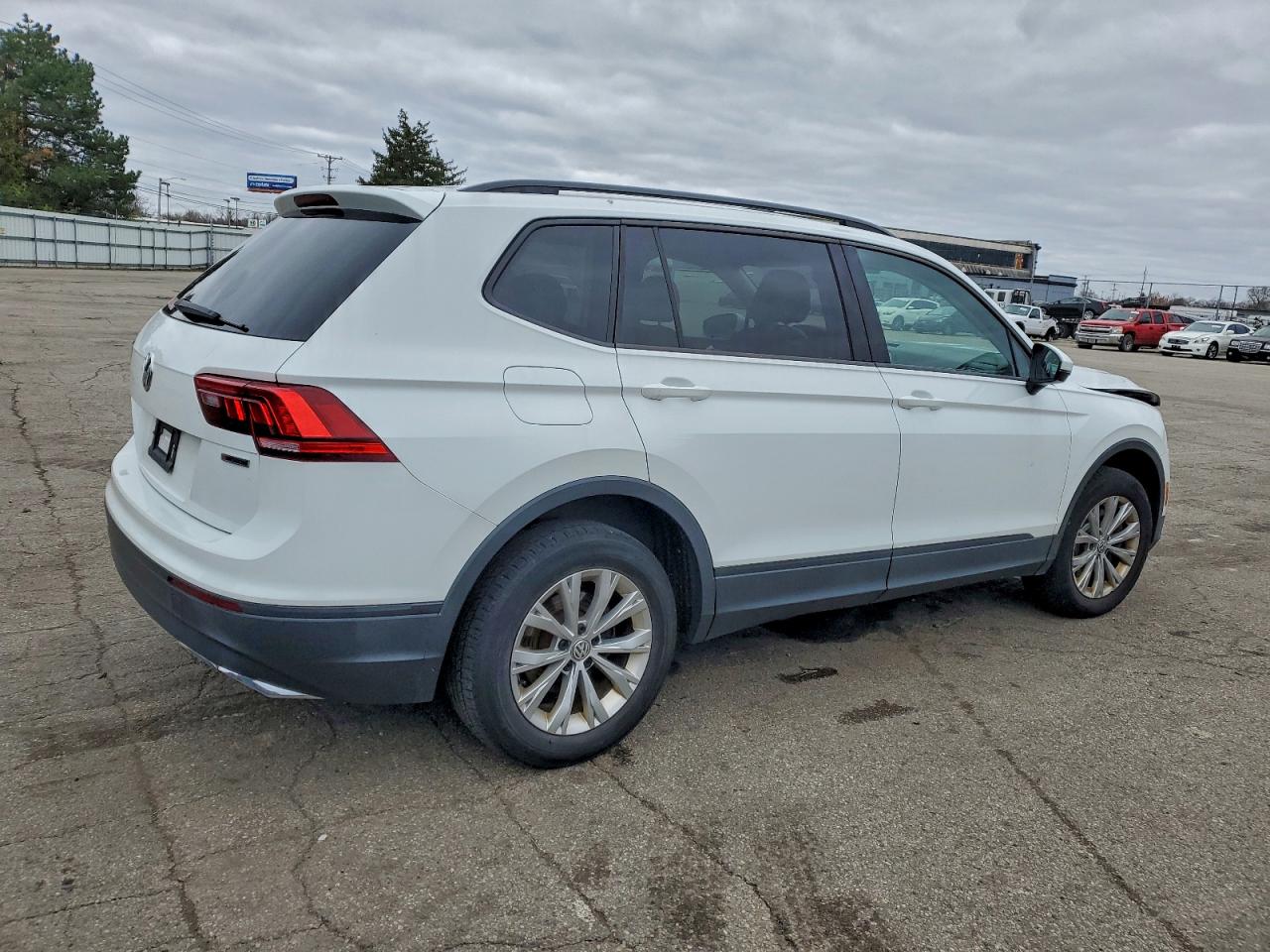VOLKSWAGEN TIGUAN S