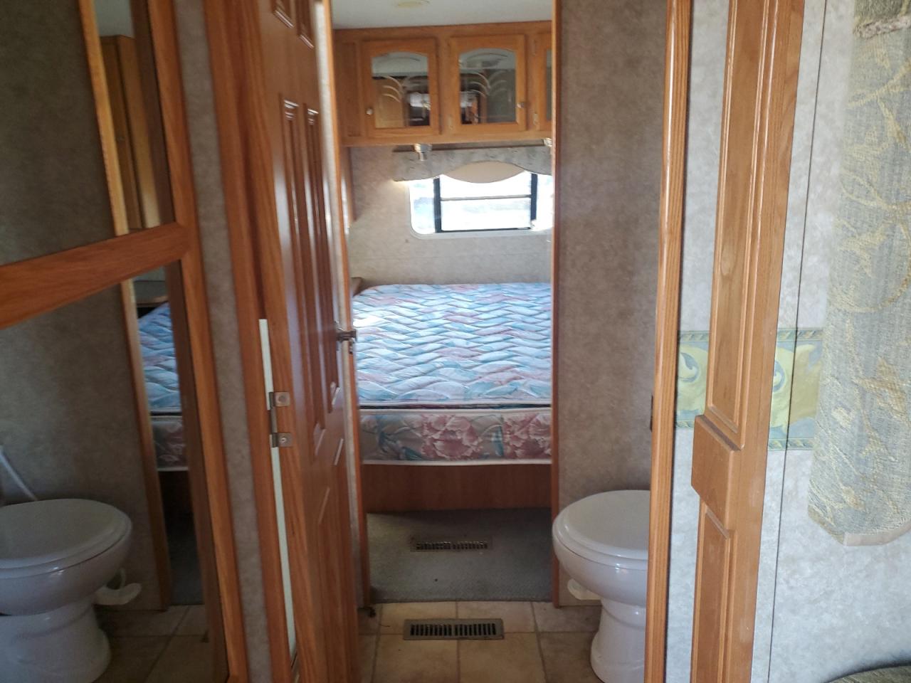 Lot #3302764347 2005 SUNNYBROOK 267RL