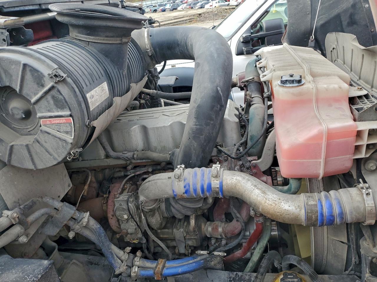 Lot #3296892819 2017 MACK CXU613