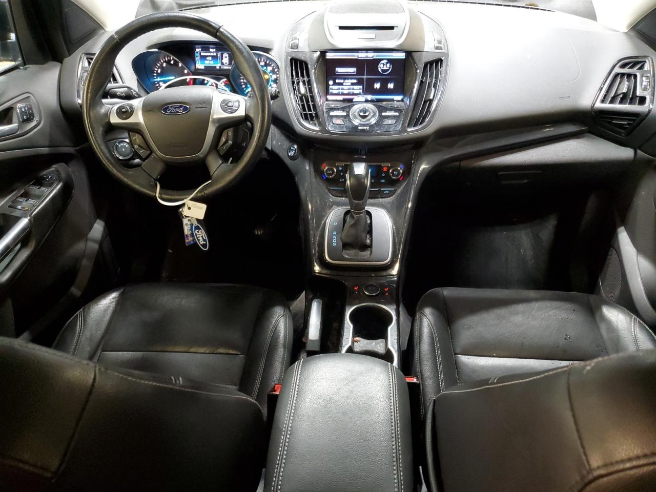 FORD ESCAPE TITANIUM