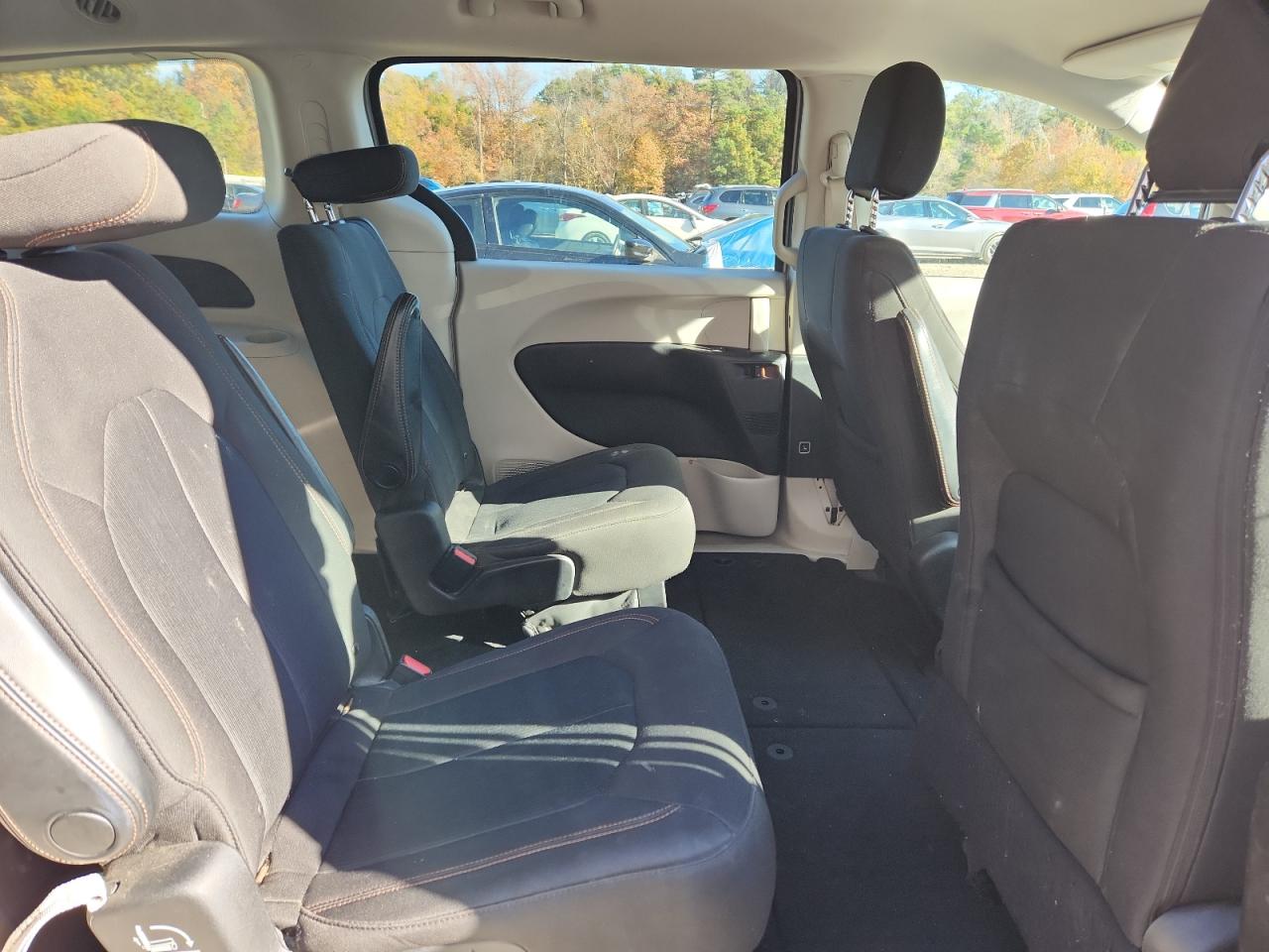 CHRYSLER PACIFICA TOURING